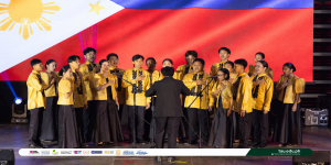 𝐂𝐀𝐏𝐓𝐔𝐑𝐄𝐃 𝐈𝐍 𝐋𝐄𝐍𝐒 | 𝐓𝐀𝐔 𝐂𝐡𝐨𝐫𝐚𝐥𝐞 𝐚𝐭 𝐃𝐎𝐉'𝐬 𝐘𝐞𝐚𝐫-𝐞𝐧𝐝𝐞𝐫